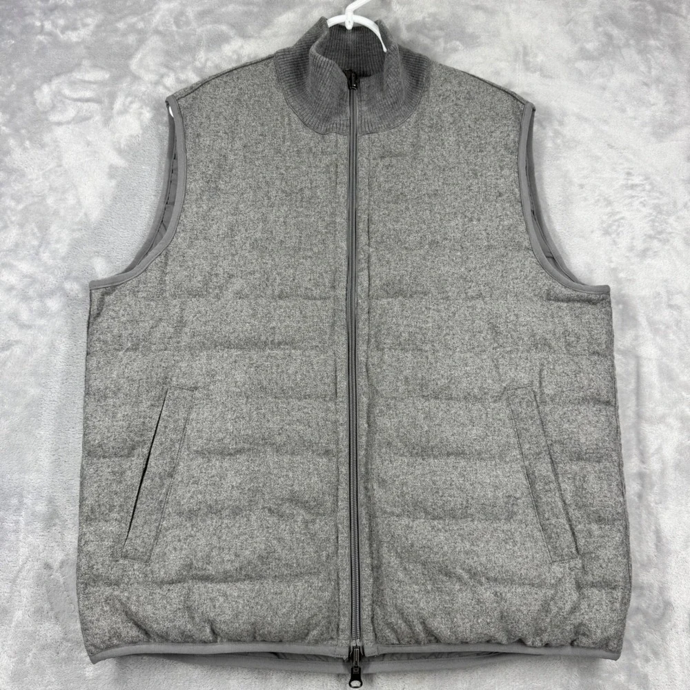 COLLARS & CO Regent Reversible Quilted Wool Vest Mens M Heathered Gray NWOT